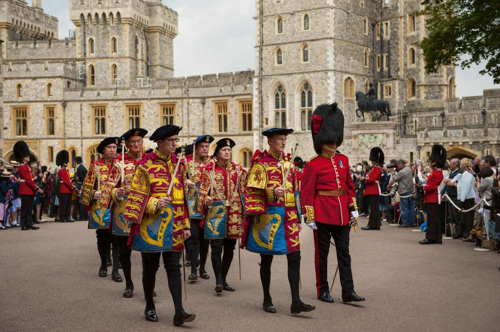 Heralds-at-the-Garter-Service-Julian-Calder-1024x681