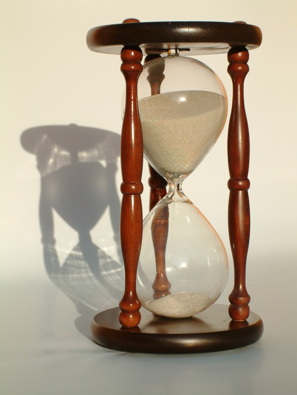 image9hourglass.jpg