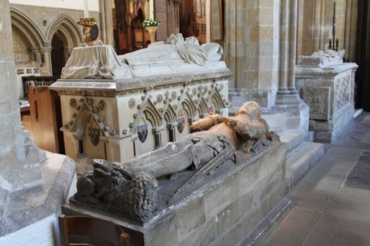 image13effigy.jpg