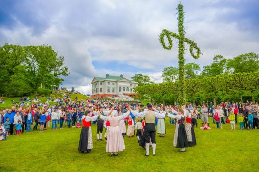 midsummer-celebration.jpg.990x0_q80_crop-smart