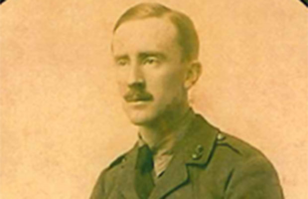 Tolkien-WW1-Soldier-photo